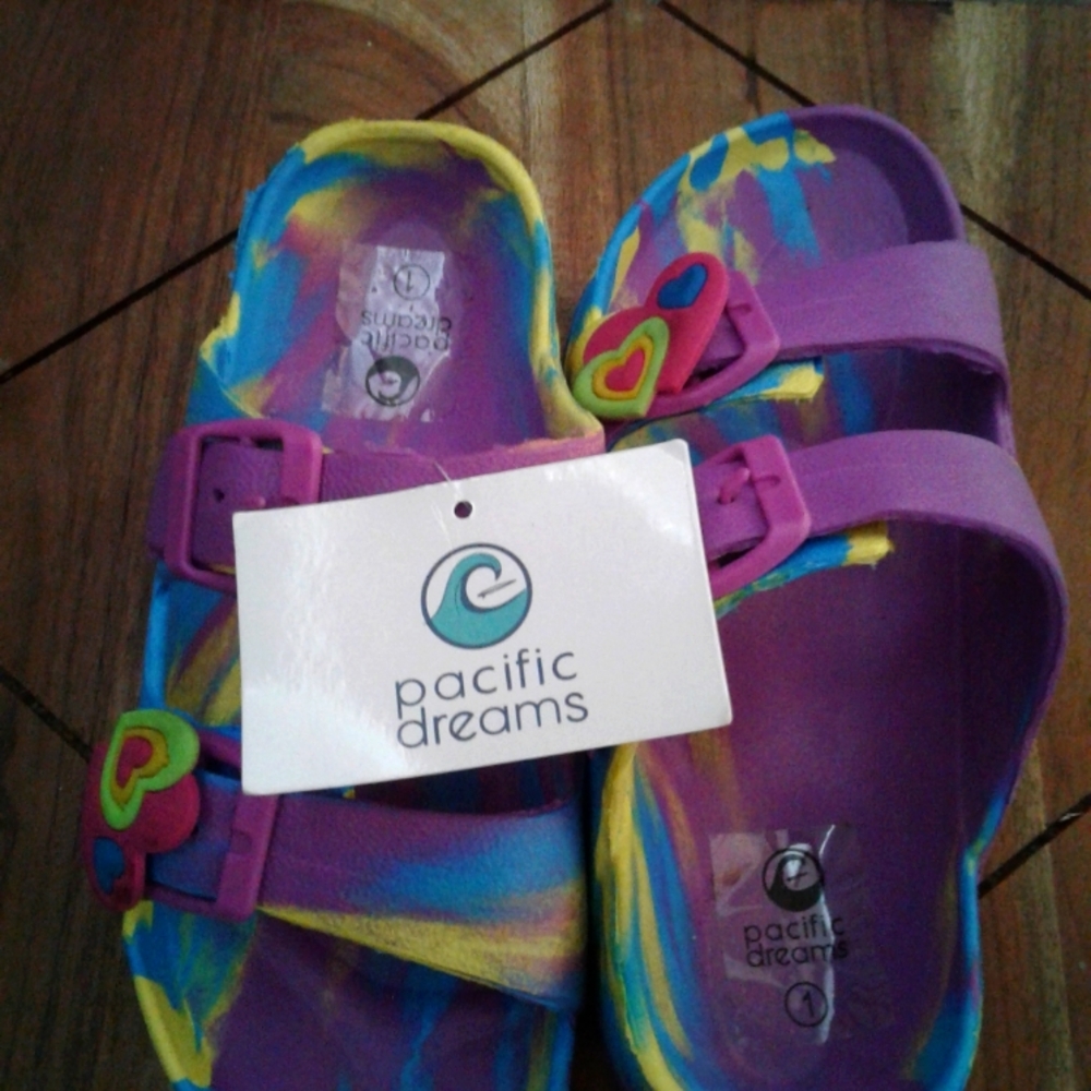 NWT Pacific Dreams Kids Sandals